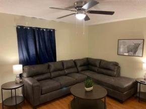 Charming 1-BR upstairs apartment near Fort Sill!